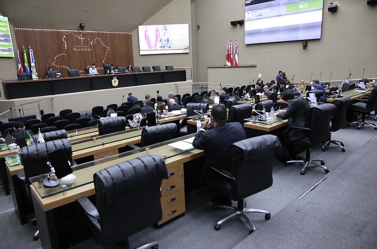 Assembleia do Amazonas aprova projeto que amplia valor de emendas; entenda