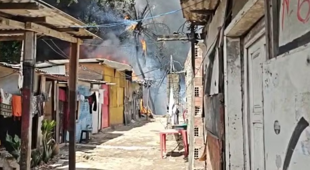 Homem é suspeito de incendiar casa e matar esposa e quatro filhos no Recife