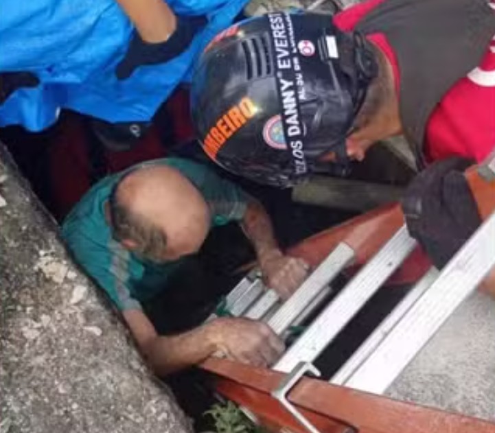 Idoso cai em bueiro e é resgatado dois dias depois em Manaus