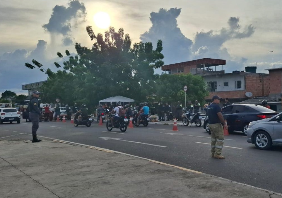 Procurado por homicídio é capturado após envolvimento em acidente em Manaus