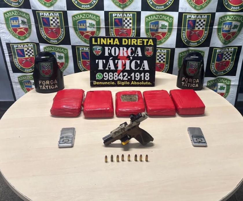 PM estoura boca de fumo e bota traficantes para correr em Manaus
