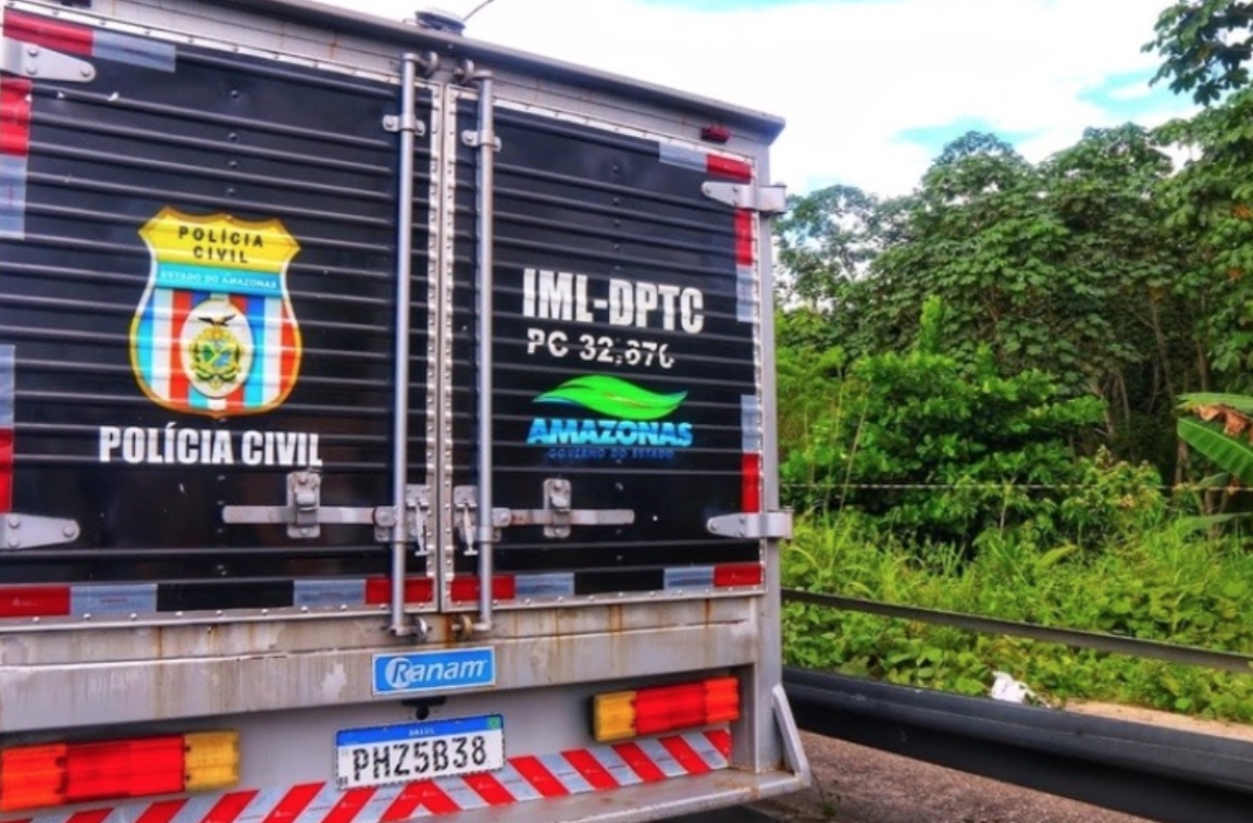 Homem morre em acidente na AM-010; motorista foge do local