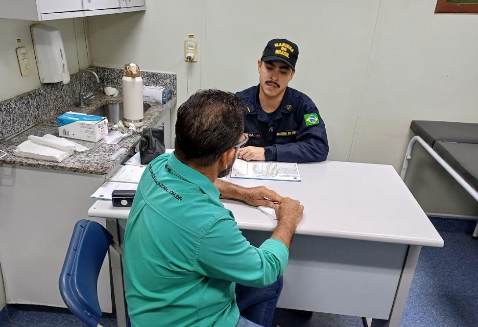 Marinha abre seleção para médicos temporários em Manaus; saiba mais