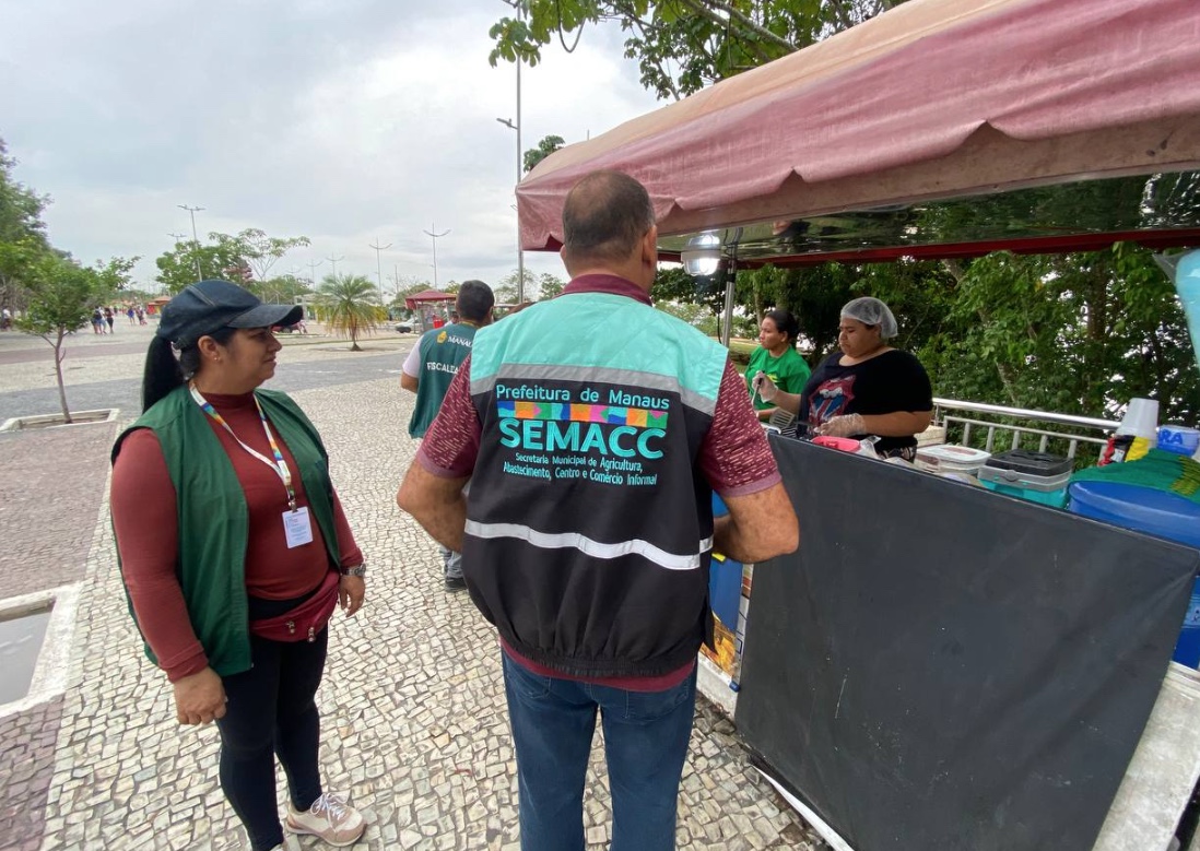 Prefeitura abre 200 vagas para vendedores informais no Carnaval de Manaus