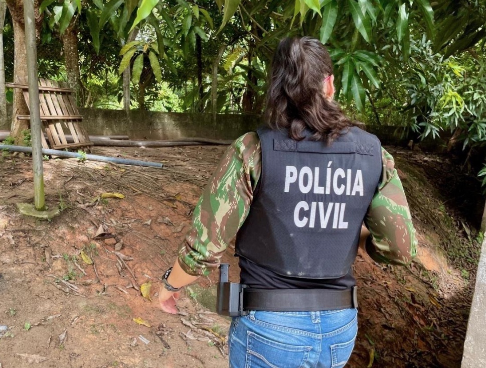 Homem é preso em flagrante por quebrar pernas de cachorro no Zumbi 
