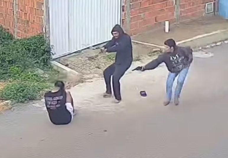 Armas falham e jovem sobrevive a execução à queima-roupa no Ceará