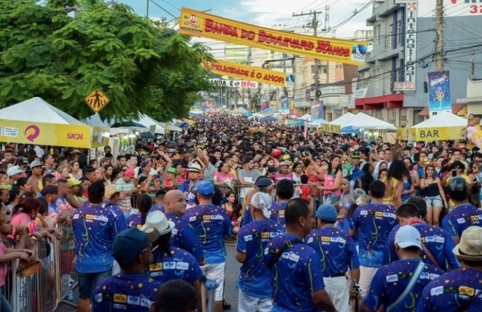 Carnaval 2026: Estado e Prefeitura decretam ponto facultativo em Manaus