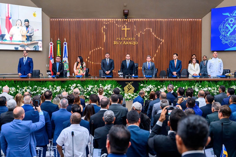 Aleam propõe fixar salário de deputados em R$ 34,7 mil; saiba mais