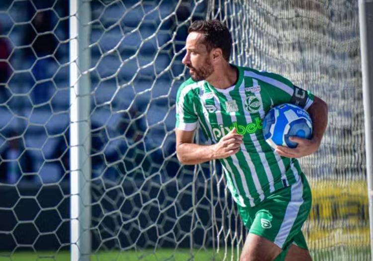 Sistema da CBF 'barra' Nenê mesmo sem caso no STJD no jogo contra o Palmeiras