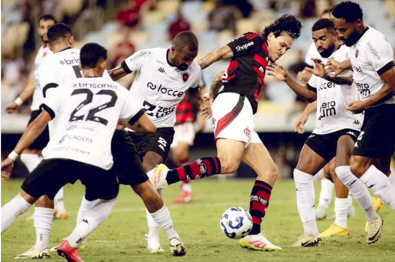 Flamengo goleia Botafogo-PB e confirma vaga nas oitavas da Copa do Brasil