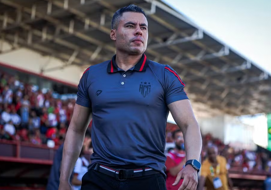 Jair Ventura não é mais técnico do Atlético-GO