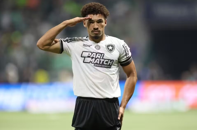 Botafogo se despede de Adryelson, que retorna ao Lyon para 2025