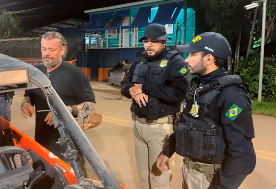 PRF apreende quadriciclo de Richard Rasmussen durante expedição na BR-319