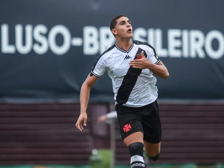 Vasco faz quatro no Flamengo na semifinal da Copa do Brasil Sub-17