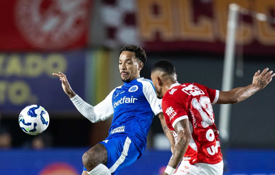 Cruzeiro bate Vila Nova e avança às oitavas da Copa do Brasil