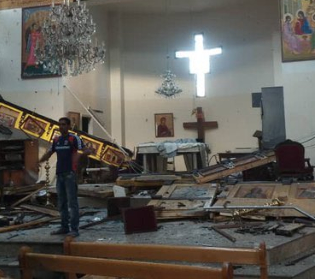 Homem-bomba ataca igreja síria em Damasco durante missa