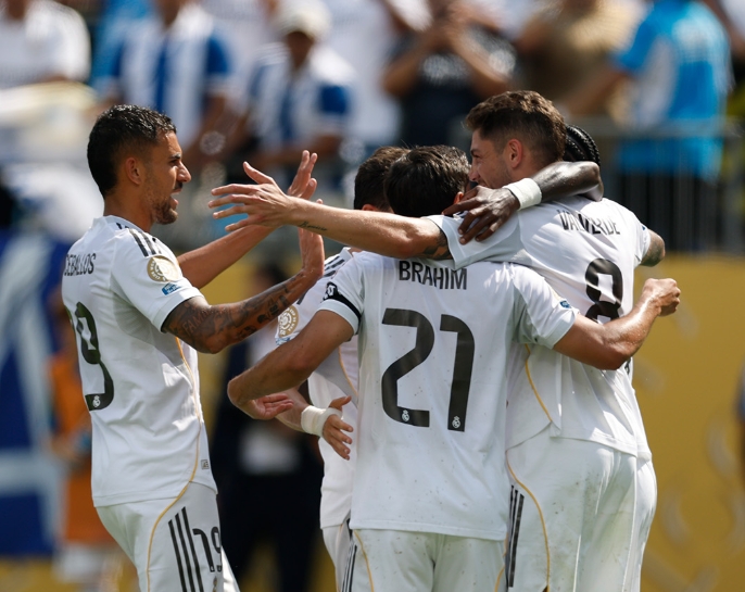 Real Madrid ignora expulsão precoce e vence Pachuca pelo Mundial de Clubes