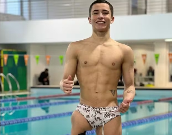 Aos 16 anos, promessa da natação paralímpica do Brasil sonha alto em Paris