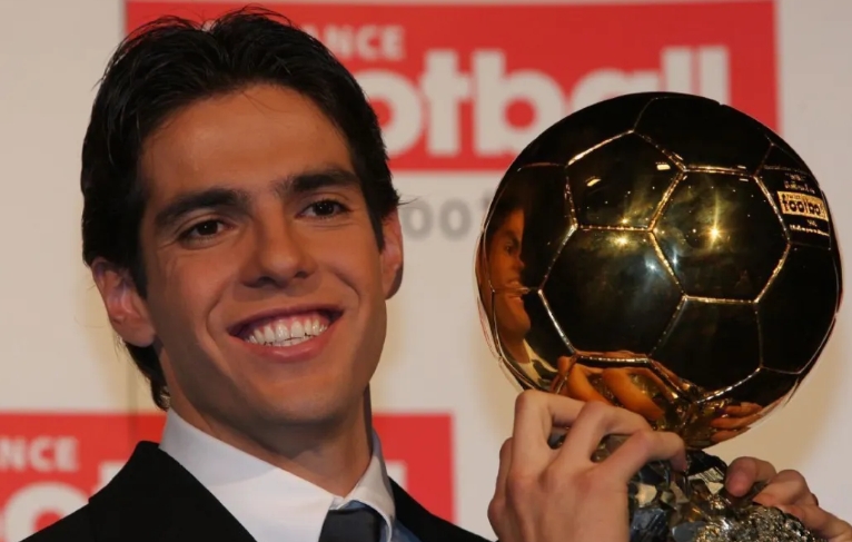 Bola de Ouro: veja quem foi o último brasileiro a ganhar o prêmio