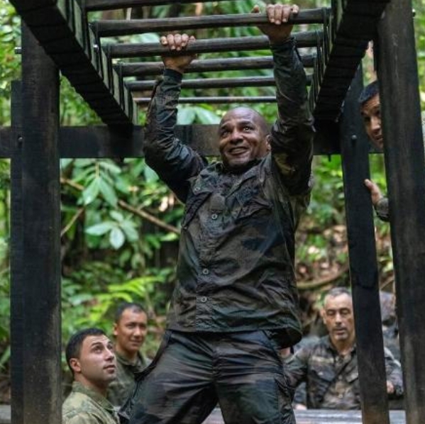 Campeão da Champions treina na Amazônia e entra para o exército francês