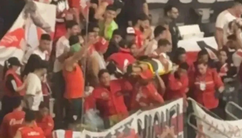 Torcedor do River Plate tem coma alcoólico antes de jogo contra Atlético-MG