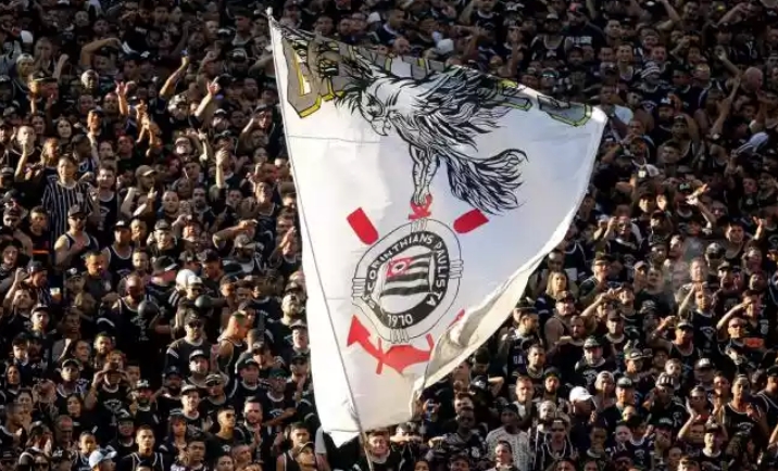 Corinthians admite erro em sócio-torcedor