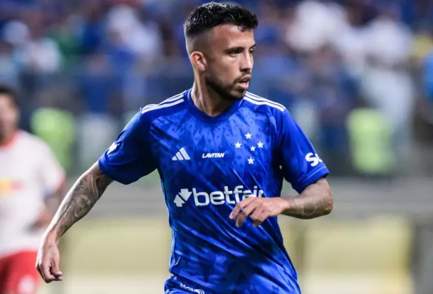 Cruzeiro não resolve após expulsão-relâmpago, mas elimina Boca Juniors nos pênaltis