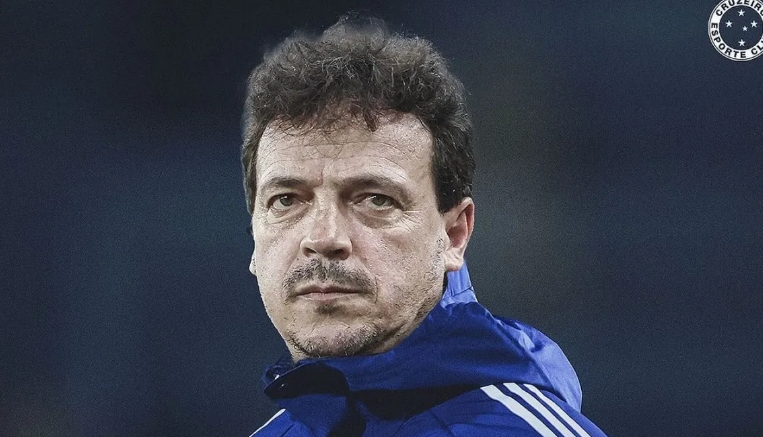Cruzeiro anuncia contratação do técnico Fernando Diniz