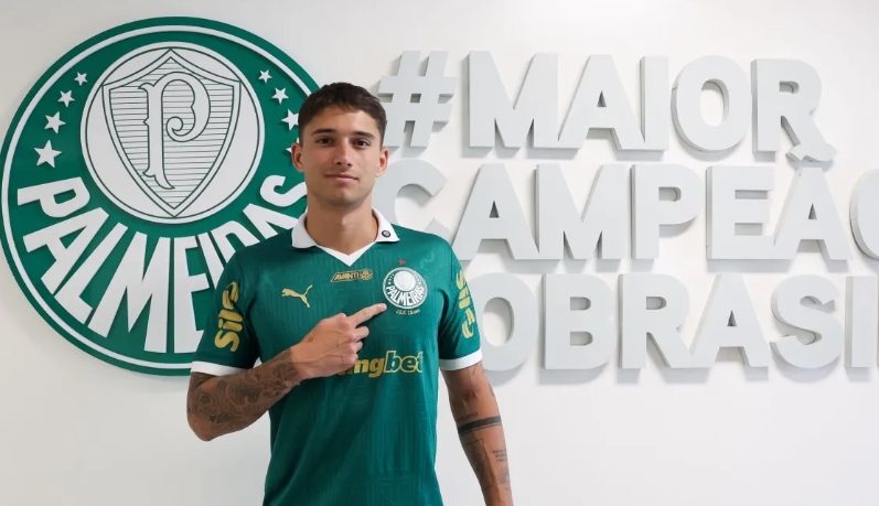 Palmeiras anuncia uruguaio Emiliano Martínez
