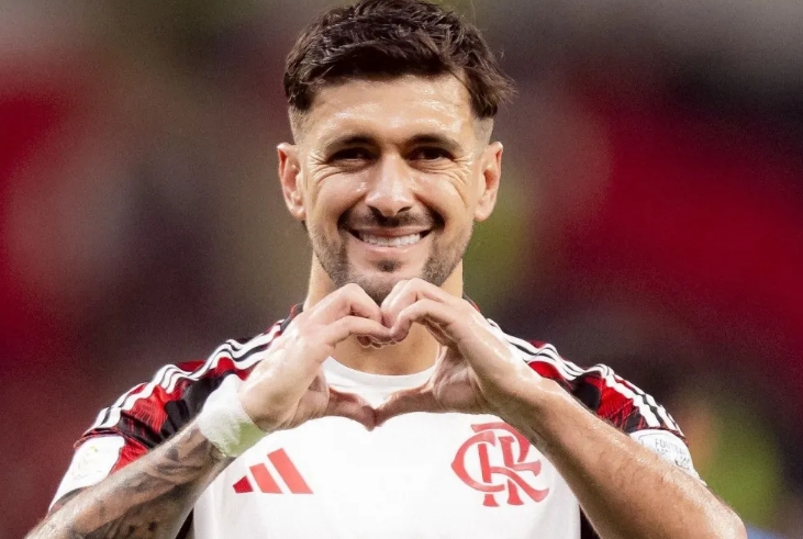 Rei da América: Arrascaeta concorre ao prêmio com Messi e Adrián Martínez