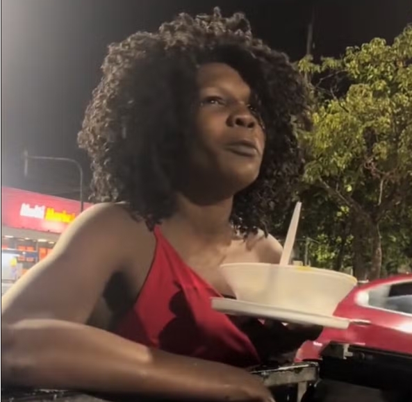 Ex-lutadora do UFC, Duda Cowboyzinha surge em situação de rua