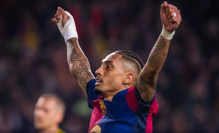 Oferta do Al Hilal por Raphinha compraria 18 dos 20 elencos da Série A