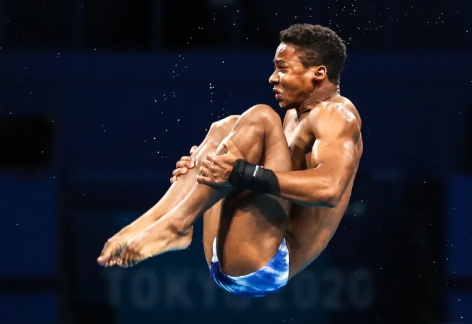 Brasileiro dos saltos ornamentais sofre lesão e está fora das Olimpíadas