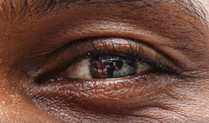 Governo suspende projeto de escaneamento de íris no Brasil após polêmica