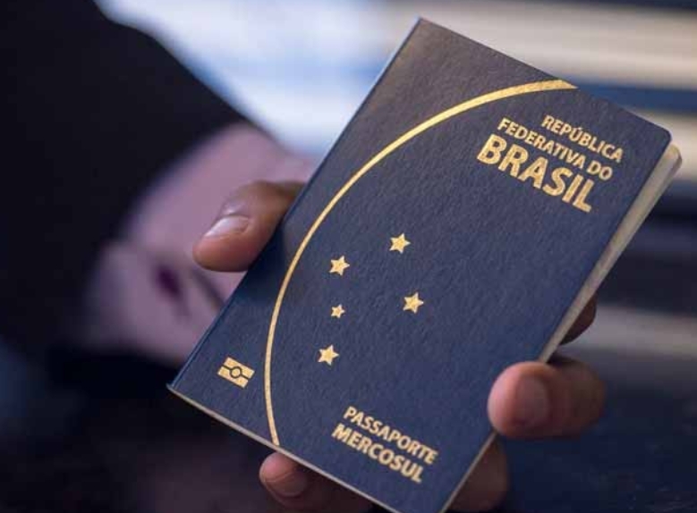 Emissão de passaportes pode ser suspensa em novembro, alerta PF 
