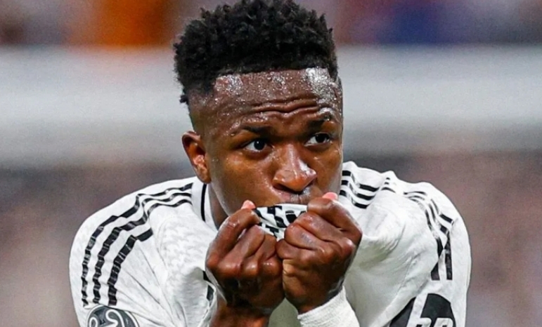 Vini se lesiona e deve voltar só na Copa Intercontinental