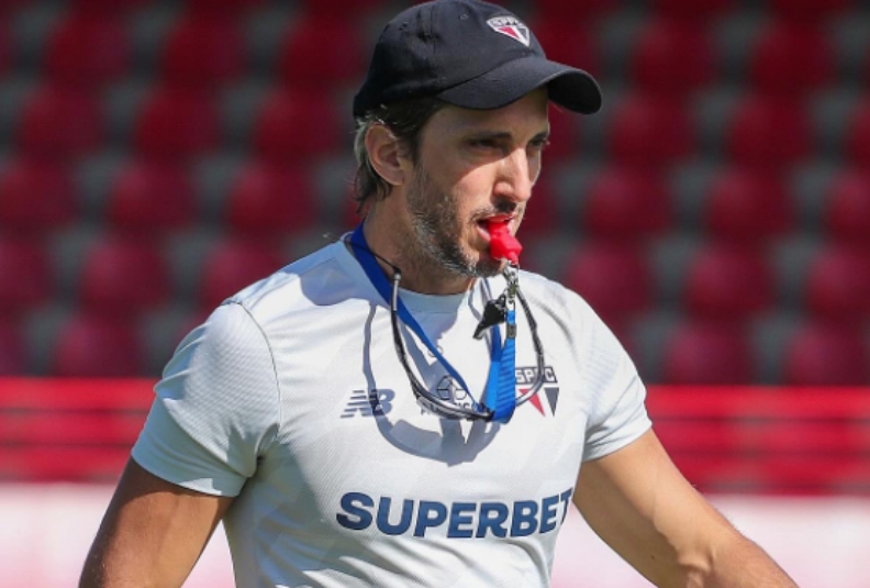 Belmonte confirma permanência de Zubeldía no São Paulo em 2025