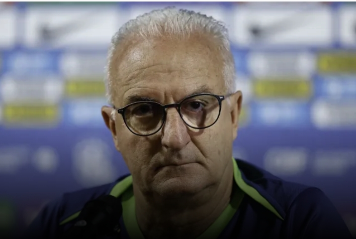 Corinthians apresenta proposta final por Dorival Júnior e aguarda resposta