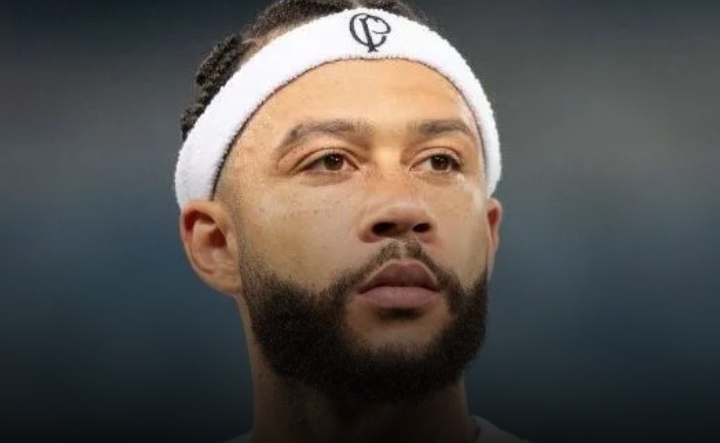 Por R$ 6 milhões em atrasos, Memphis pressiona Corinthians com ultimato