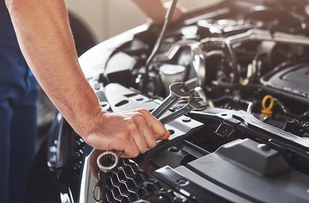 Justiça manda locadora devolver valor de carro com defeito em Manaus