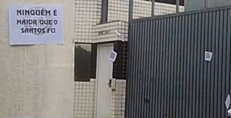 Organizada se manifesta após polêmica com Neymar; entenda