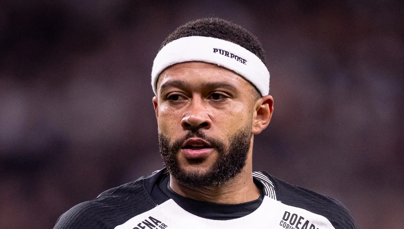 Memphis Depay recebe propostas e pode deixar o Corinthians, diz jornalista