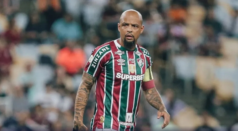 Felipe Melo, do Fluminense, é acusado de constranger adolescente