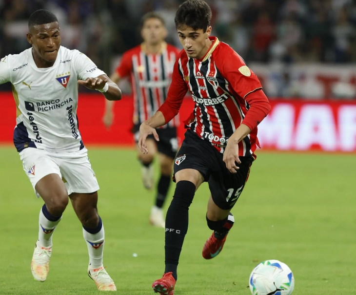 São Paulo x LDU: onde assistir, estatísticas, histórico e escalações