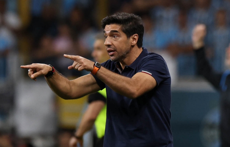 Abel aponta falhas de jogadores do Palmeiras contra Grêmio e projeta final