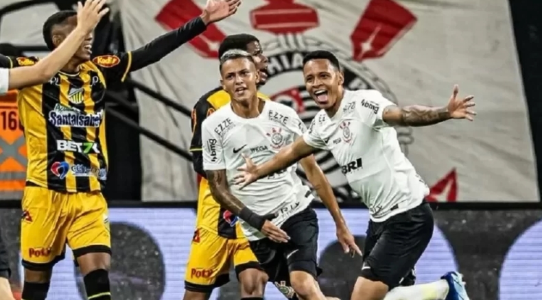 Governo proíbe apostas e publicidade do ramo em jogos da Copinha; entenda