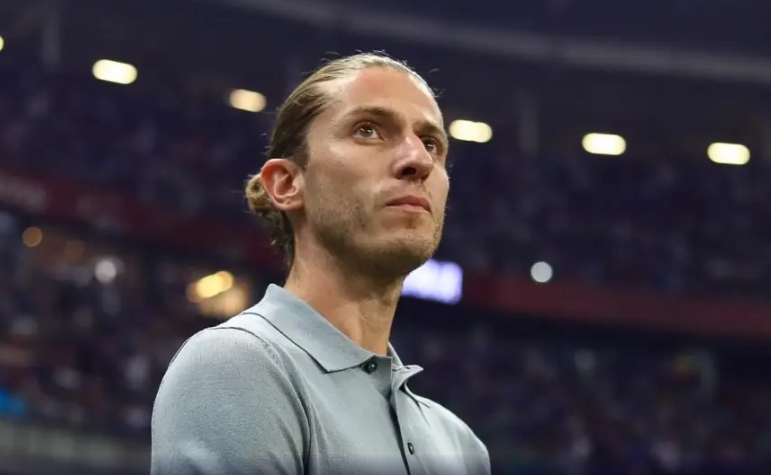 Seleção Brasileira? Filipe Luís comunica decisão à diretoria do Flamengo