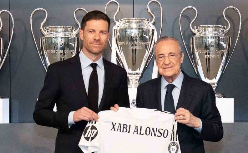 Substituto de Ancelotti, Xabi Alonso é apresentado no Real Madrid