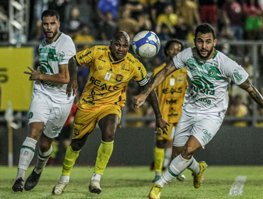 Fora de casa, Amazonas FC enfrenta hoje a Chapecoense