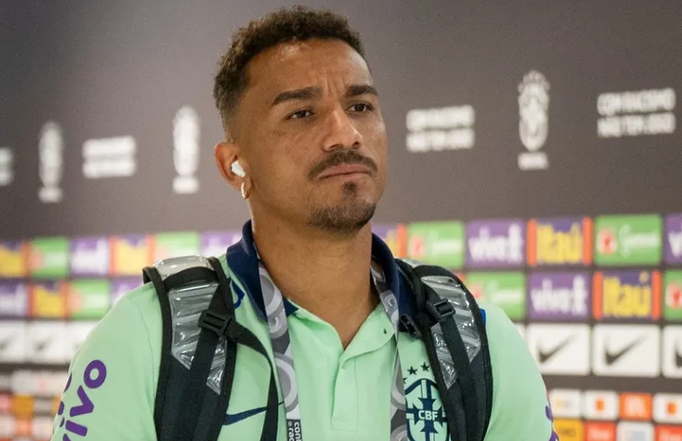 Santos desiste de Danilo e Flamengo vê caminho livre